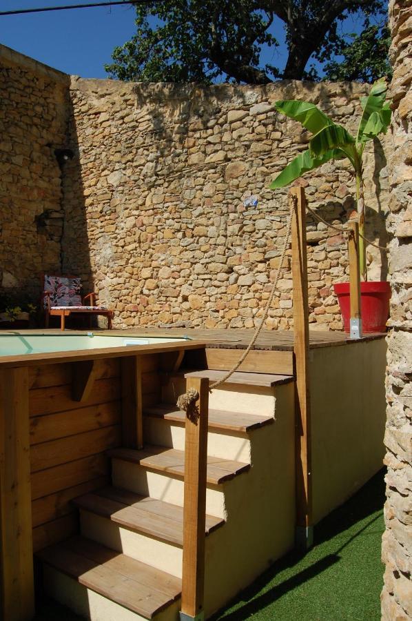 La Bucolique, Chambres Et Jardin D'Hotes Sabran Exterior foto